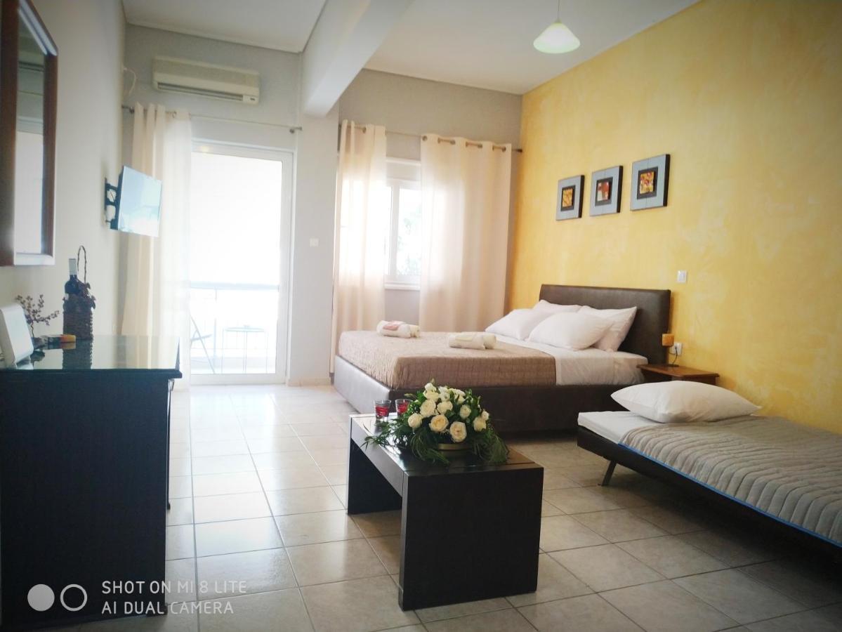 Oscar Studio Kalamata City Centre Buitenkant foto