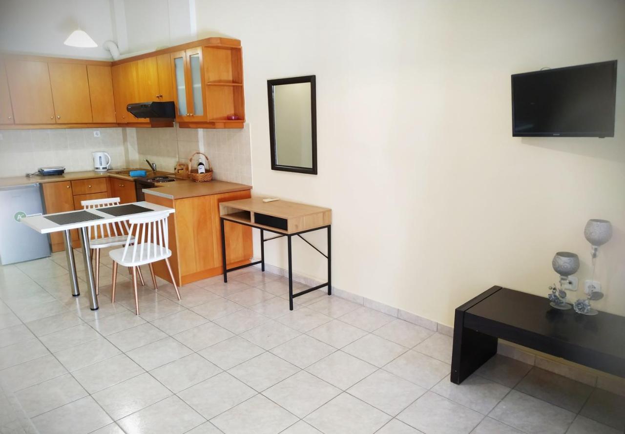 Oscar Studio Kalamata City Centre Buitenkant foto